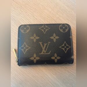 Louis Vuitton Zippy Coin Purse